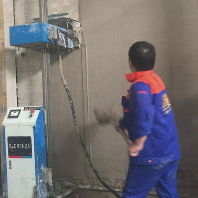 Η οικοδόμηση δίνοντας τη μηχανή τοίχων τον αυτόματο εξοπλισμό επικονίασης εύκολη κίνηση και εγκαθιστά